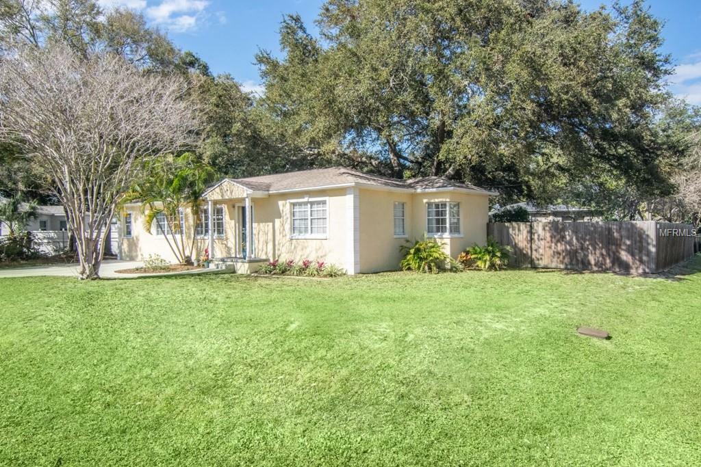 Property Photo:  6209 S Foster Avenue  FL 33611 