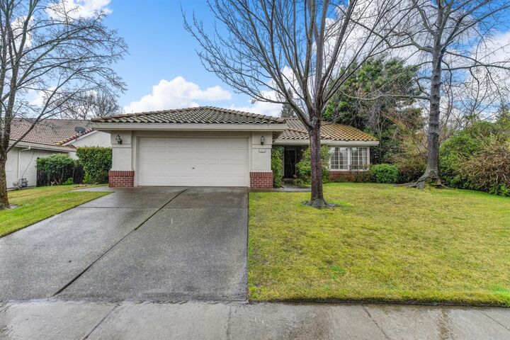 1475 Badovinac Drive  Roseville CA 95747 photo