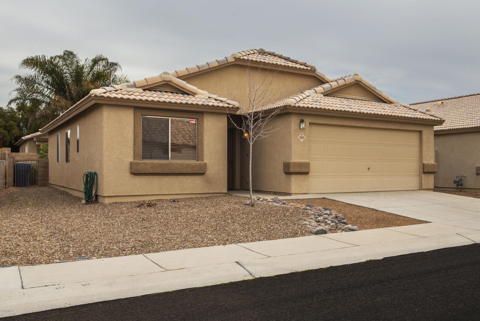 Property Photo:  2842 W Starina Place  AZ 85741 