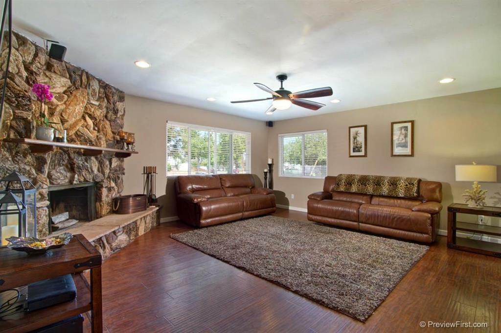 Property Photo:  1137 Tower Place  CA 92083 