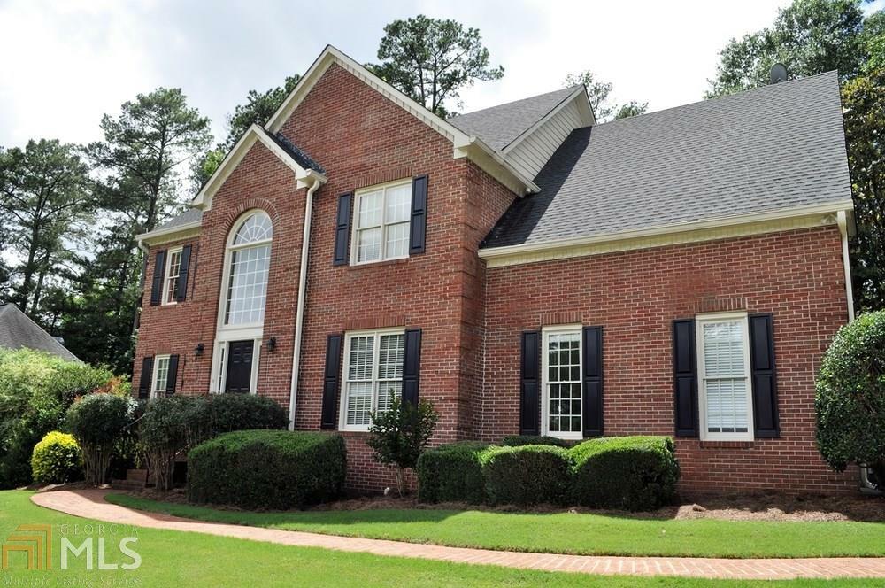 Property Photo:  12645 Silver Fox Ct  GA 30075 