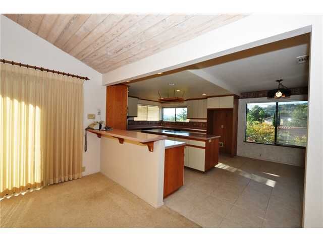 Property Photo:  28411 Sandhurst Way  CA 92026 