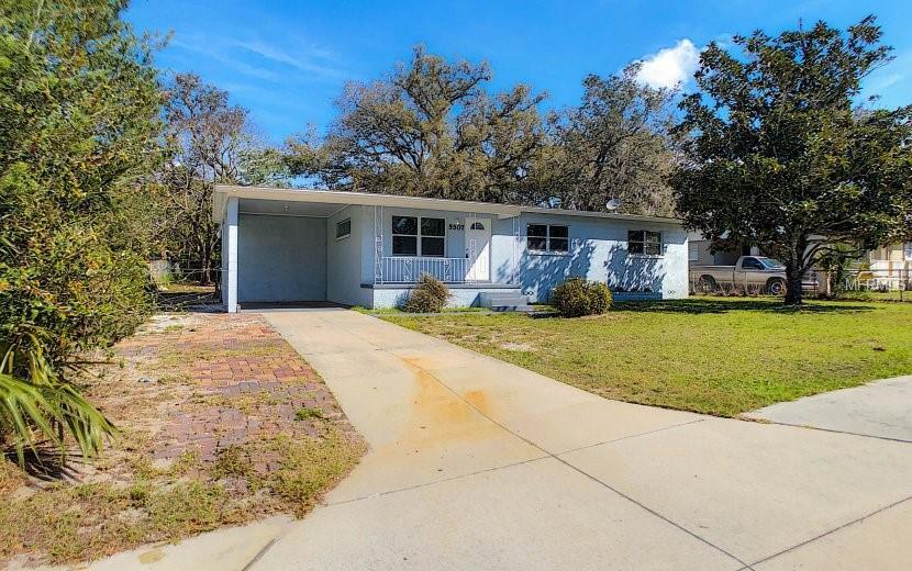 Property Photo:  5507 Riordan Way  FL 32808 