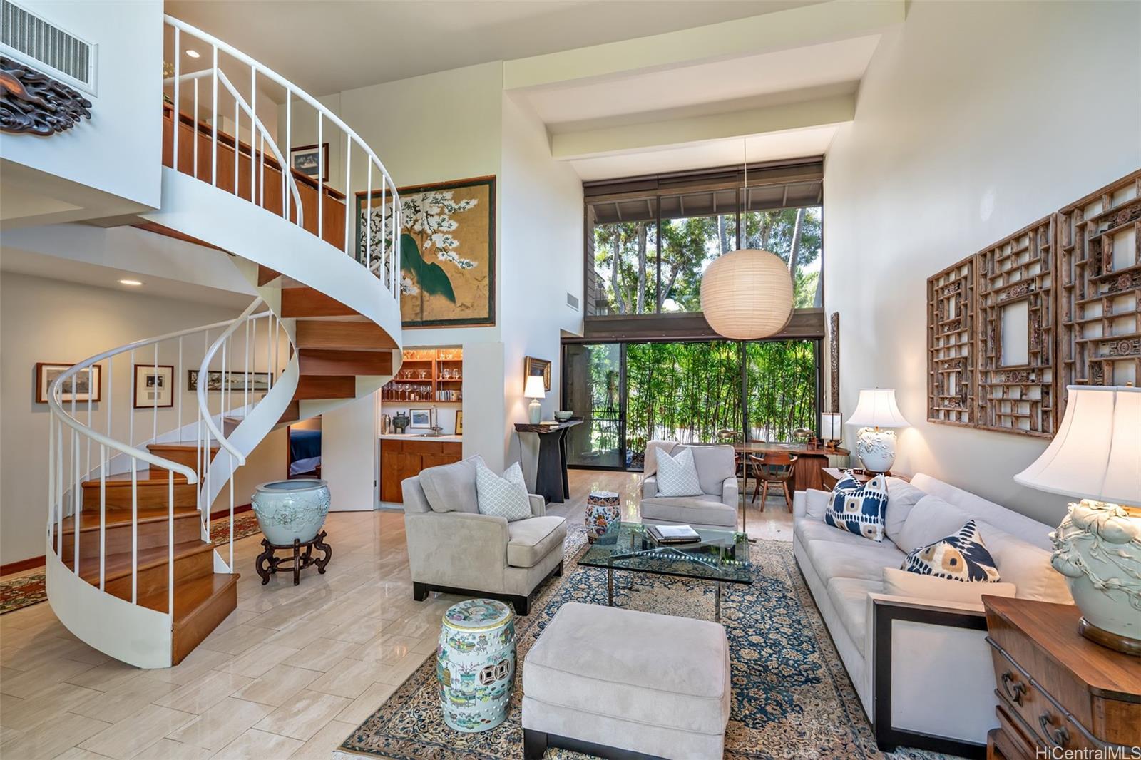 Property Photo: 3020 La Pietra Circle 5 HI 96815