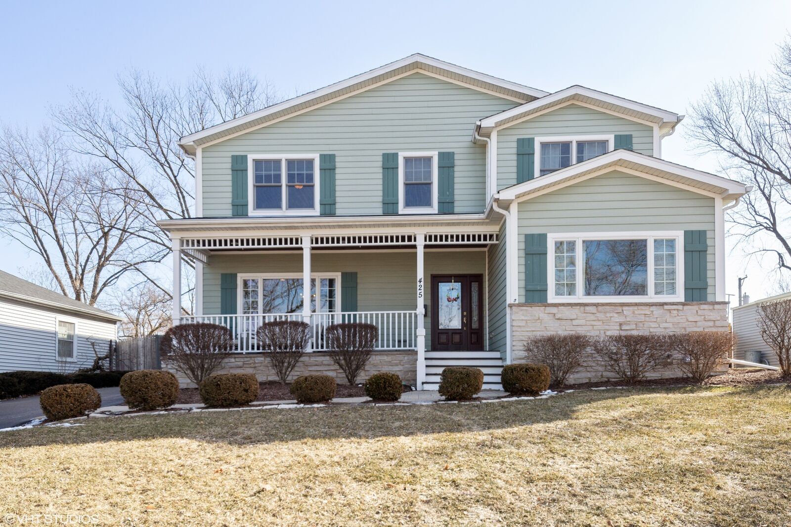 Property Photo:  425 North Garfield Street  IL 60148 