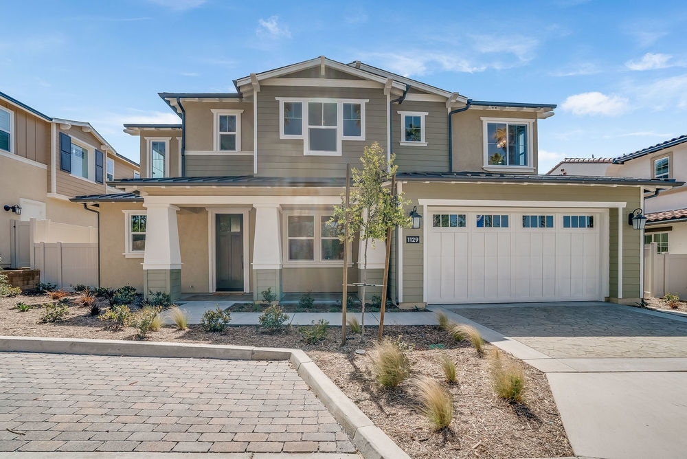 Property Photo:  1129 Laurel Cove Ln  CA 92024 