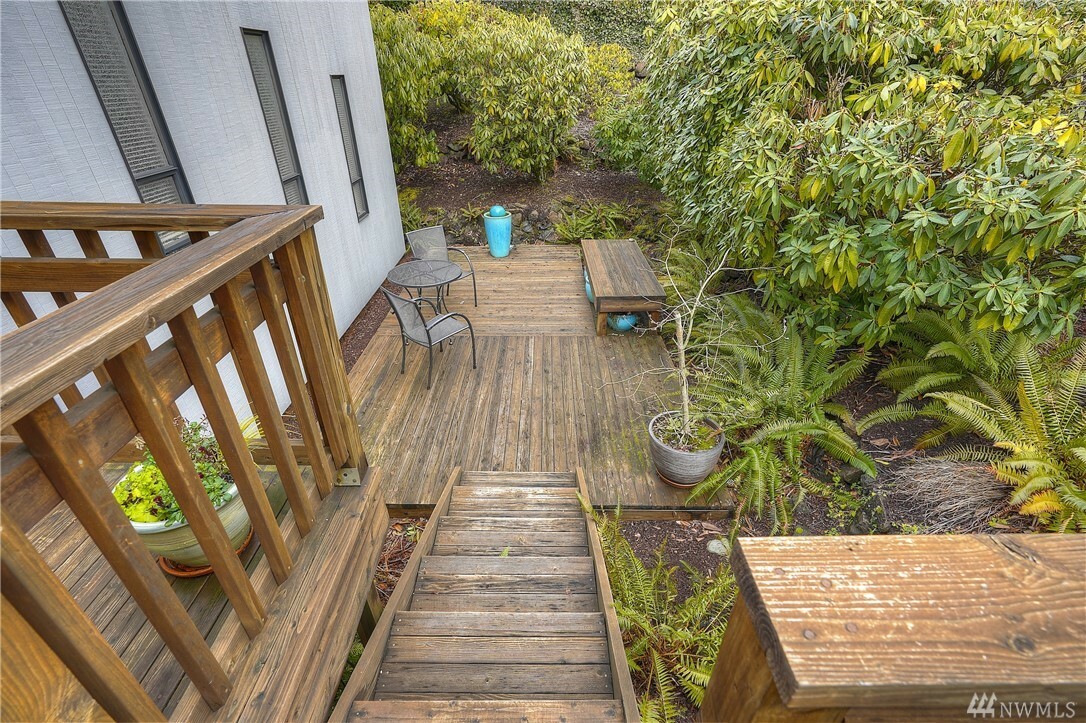 Property Photo:  2424 Bridgeview Dr  WA 98406 