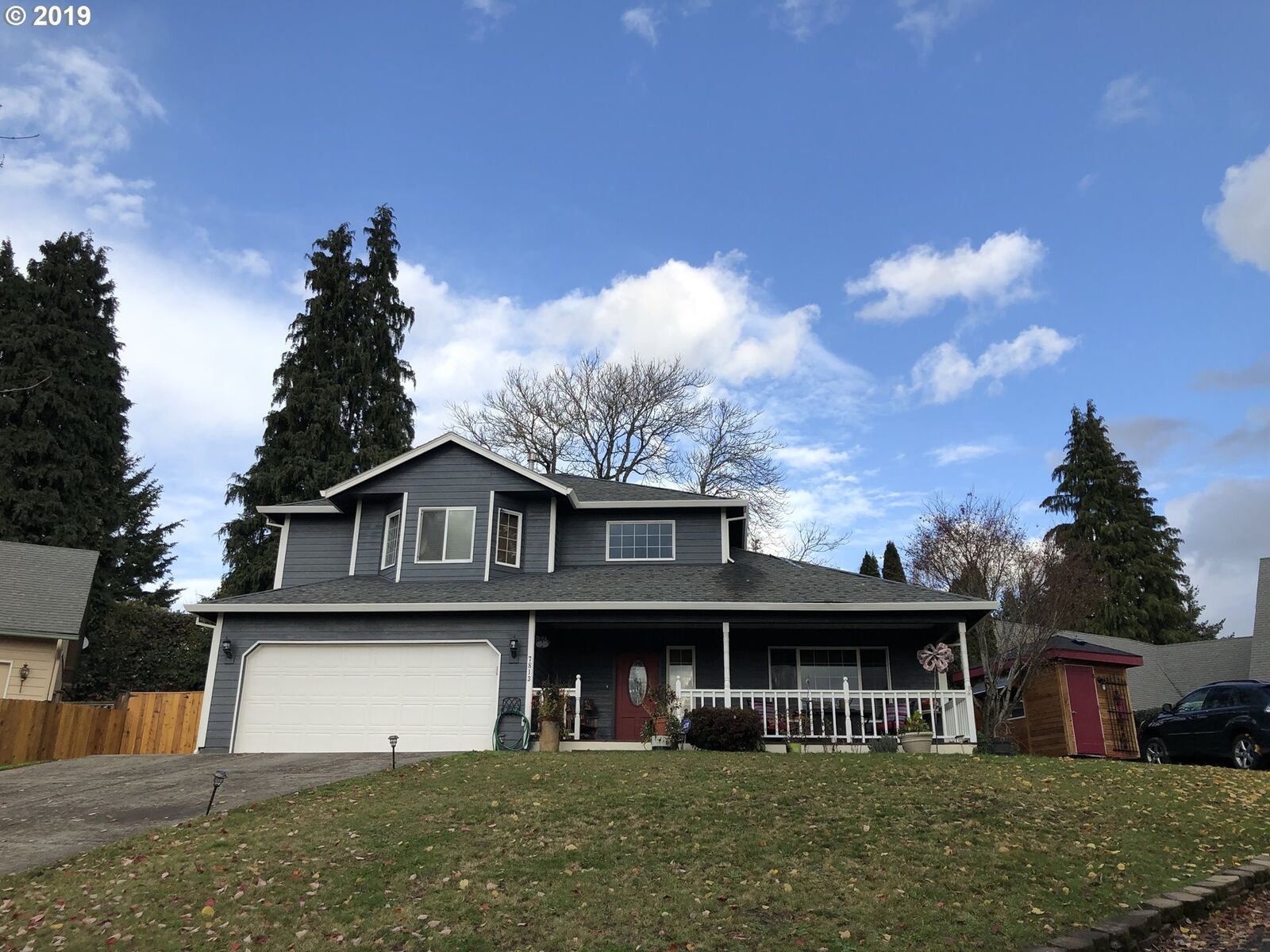 Property Photo: 7813 NW 10th Ct WA 98665