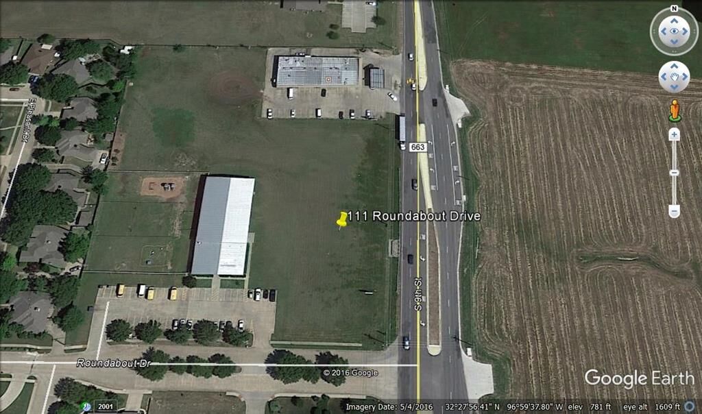 Property Photo: 111 Roundabout Drive TX 76065