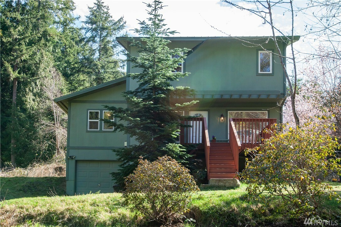 Property Photo:  5317 April Dr  WA 98260 