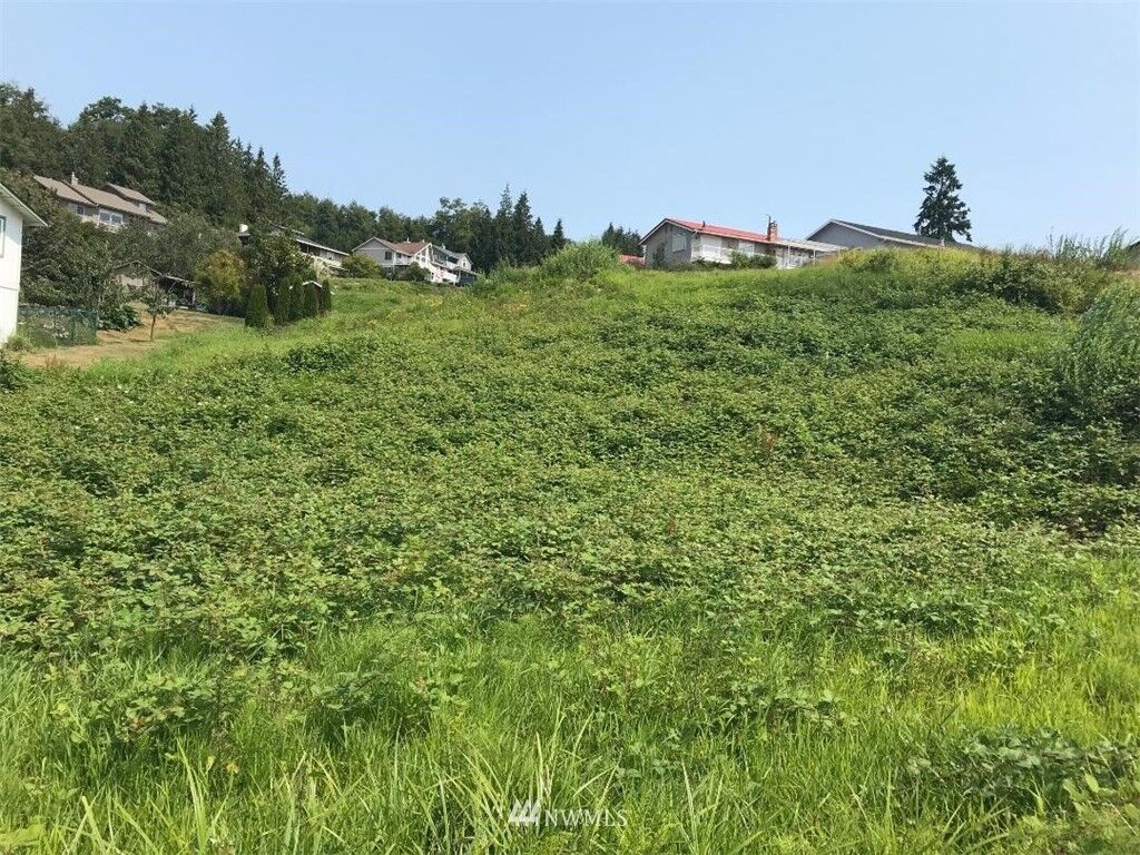 Property Photo: 38256 Fawn Road NE WA 98340