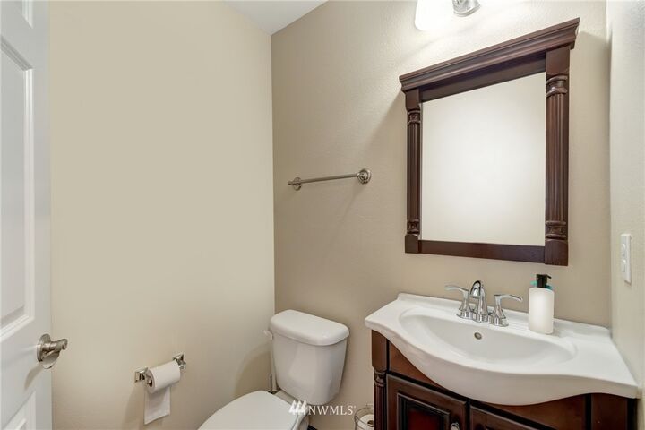 Property Photo:  12420 28th Avenue W  WA 98204 