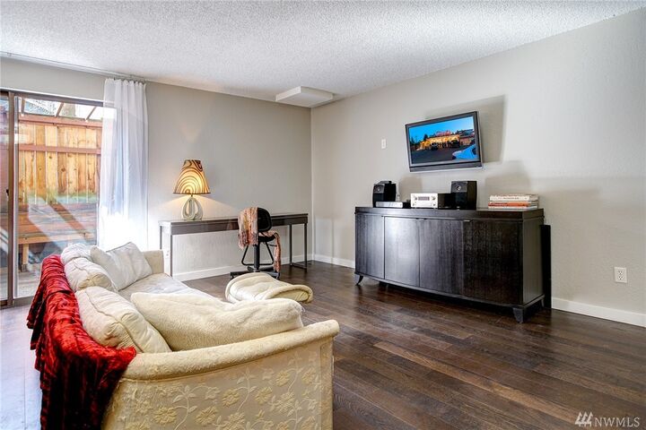 Property Photo:  19228 15th Avenue NE A-1  WA 98155