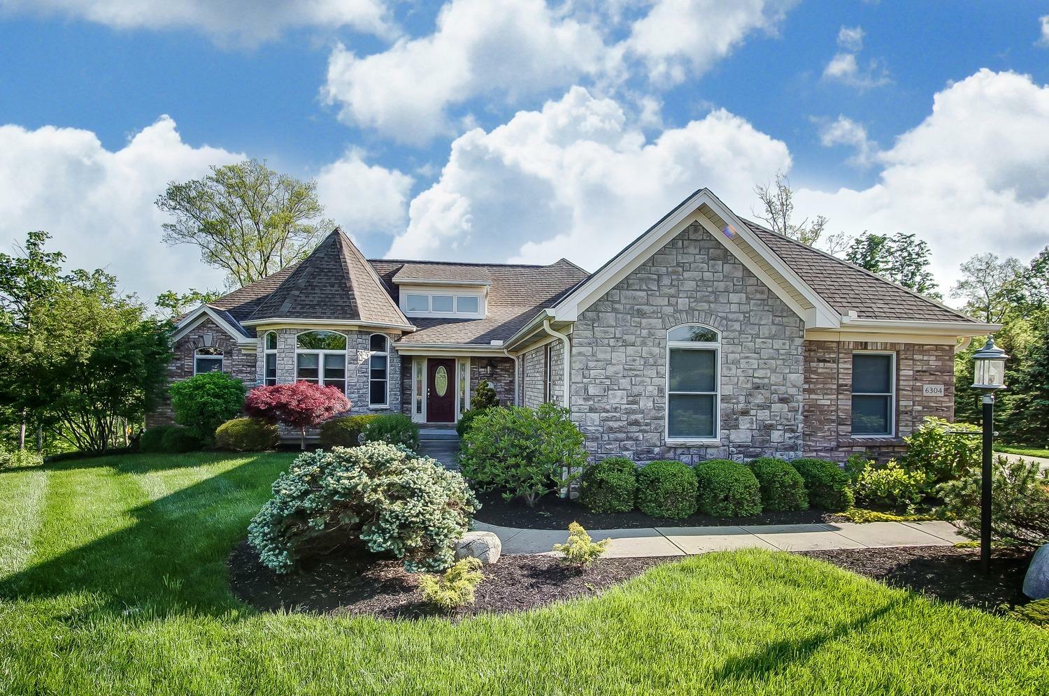 Property Photo: 6304 Swanbrook Lane OH 45233