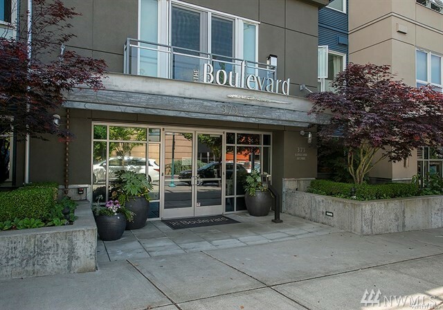 Property Photo:  375 Kirkland Ave 209  WA 98033 