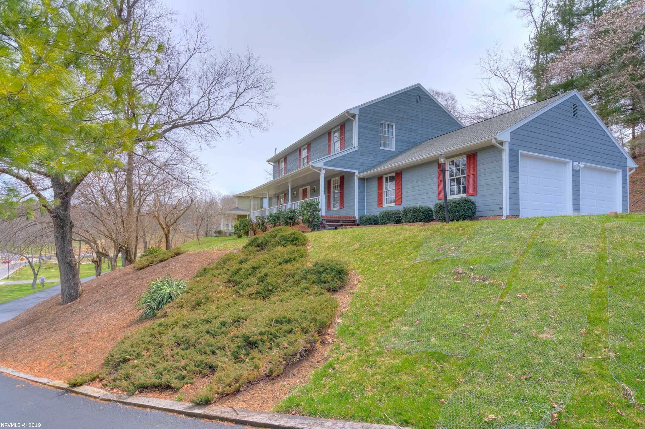 Property Photo:  904 Park Road  VA 24141 