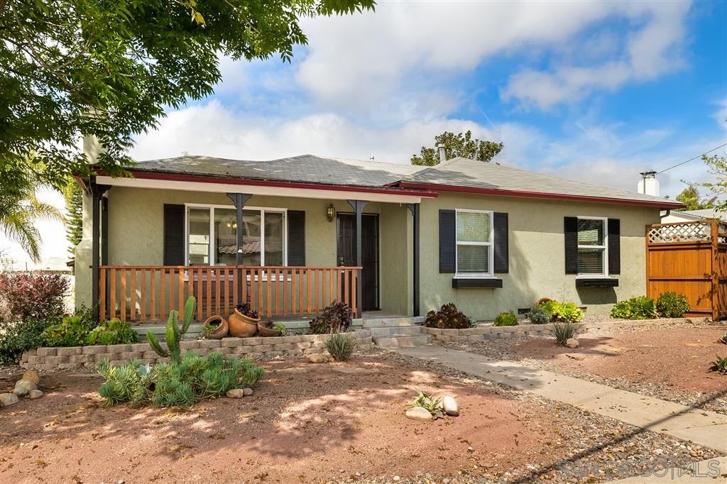 Property Photo: 2606 Boundary St CA 92104