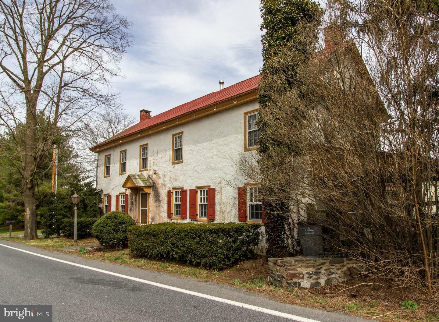 Property Photo:  1023 Old Swede Road  PA 19518 