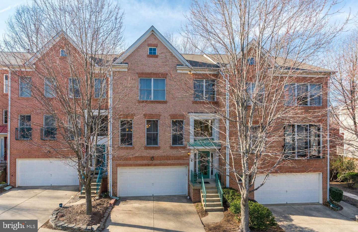 Property Photo: 11516 Waterhaven Court VA 20190