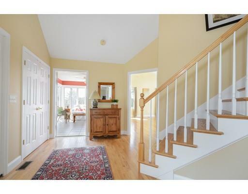 Property Photo:  20 Victoria Dr 9  MA 01542 