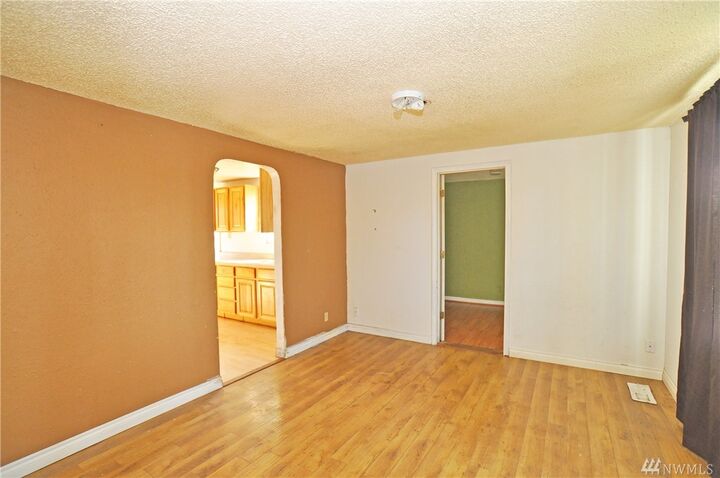 Property Photo:  3015 S 68th St  WA 98409 