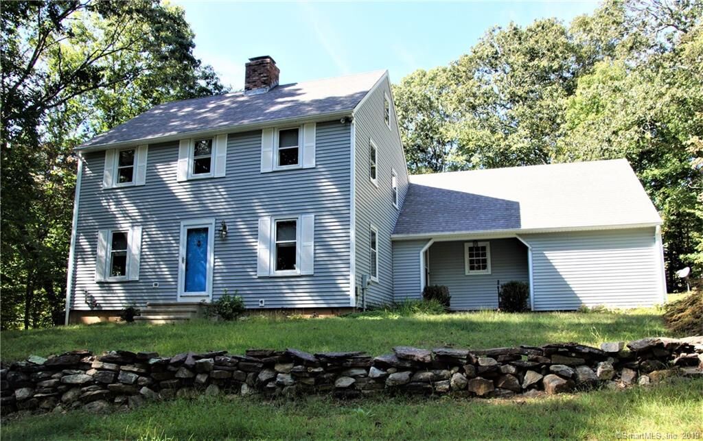 Property Photo:  15 Kitteridge Hill Road  CT 06475 