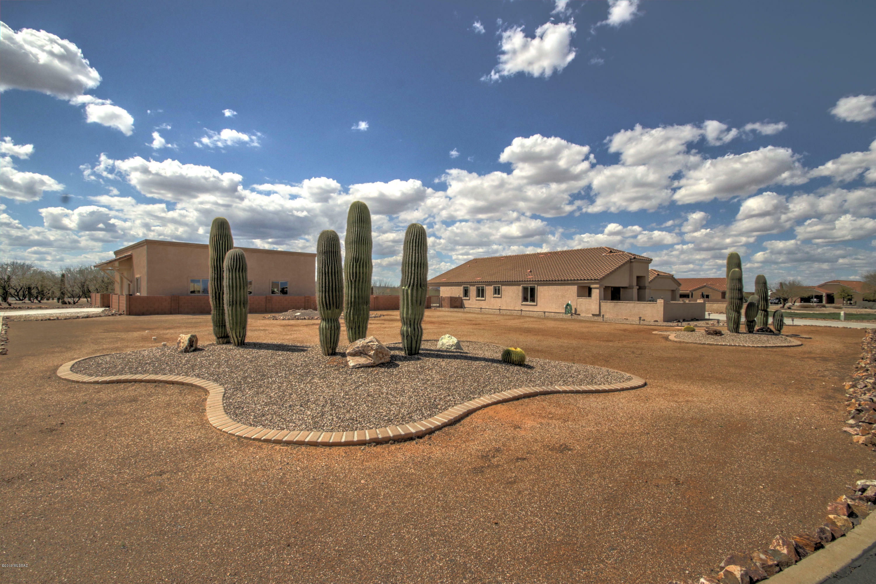 Property Photo: 17796 S Powder River Trail AZ 85629