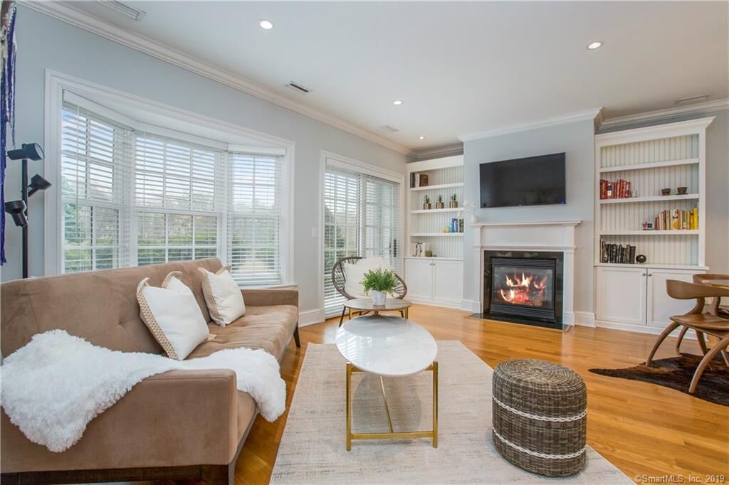 Property Photo: 220 Riverside Avenue 5 CT 06880