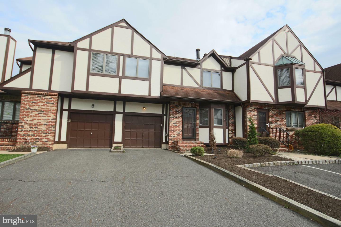 Property Photo:  3 Balamor Lane  NJ 08628 