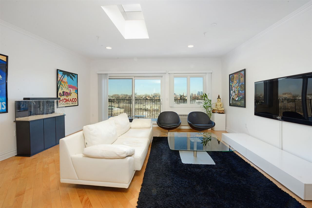 Property Photo:  84 Hackensack Plank Rd 7  NJ 07086 