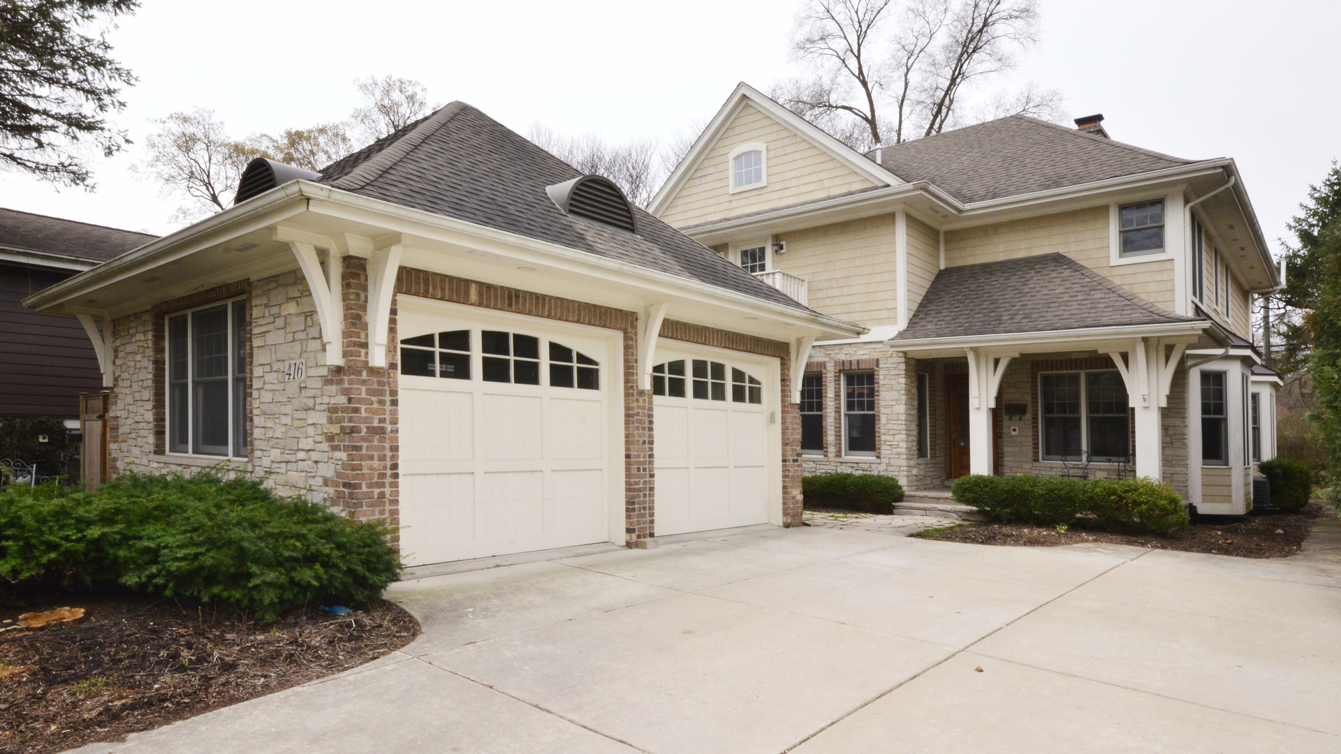 Property Photo: 416 North County Line Road IL 60521
