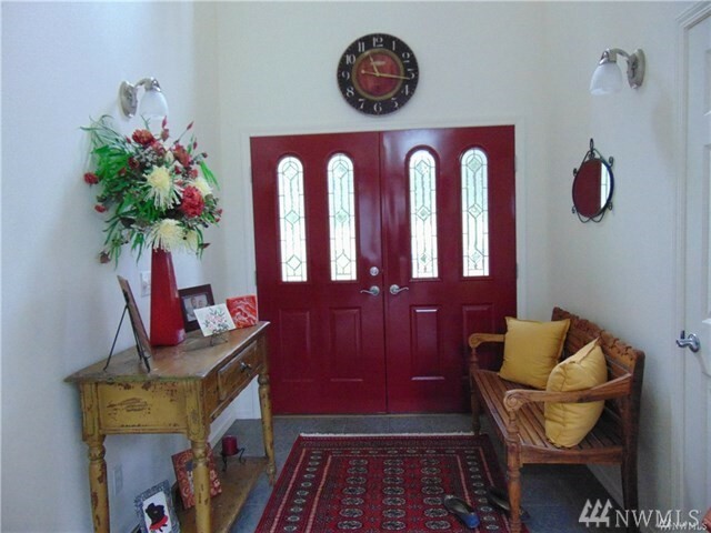 Property Photo:  181 E Susan Lane  WA 98592 