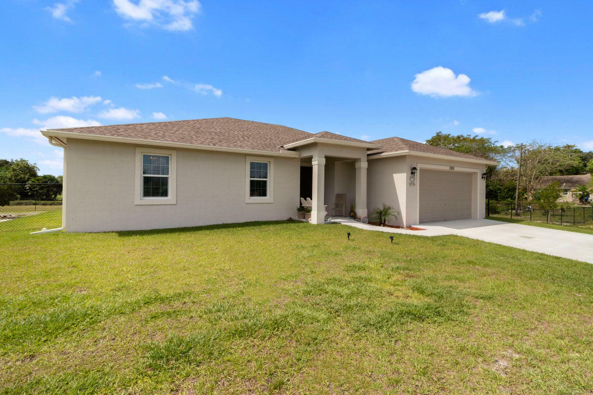 Property Photo:  17626 37th Place N  FL 33470 