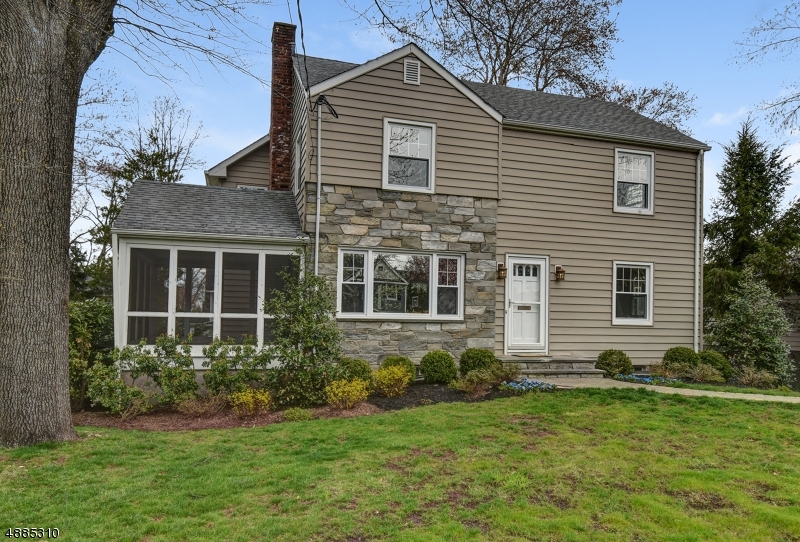 Property Photo: 10 Lenape Trl NJ 07928