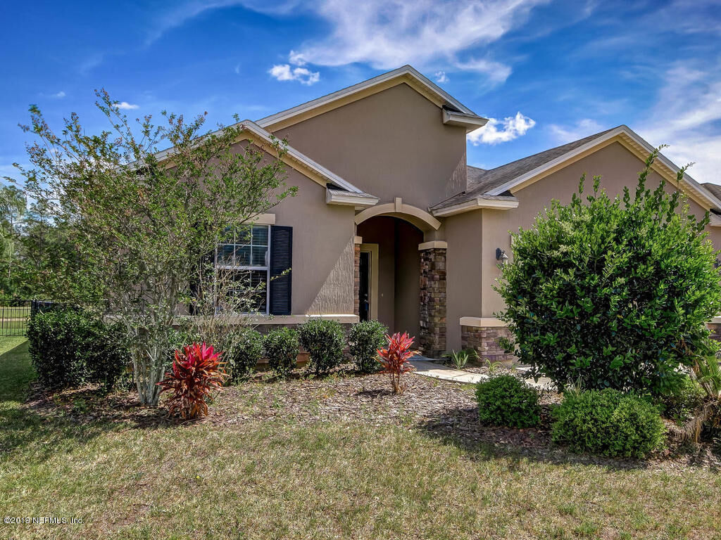 Property Photo:  4659 Pine Lake Drive  FL 32068 
