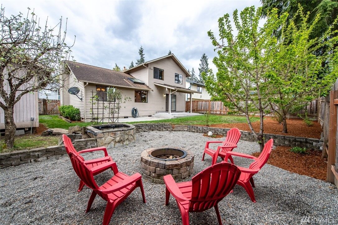 Property Photo:  21636 SE 270th St  WA 98038 