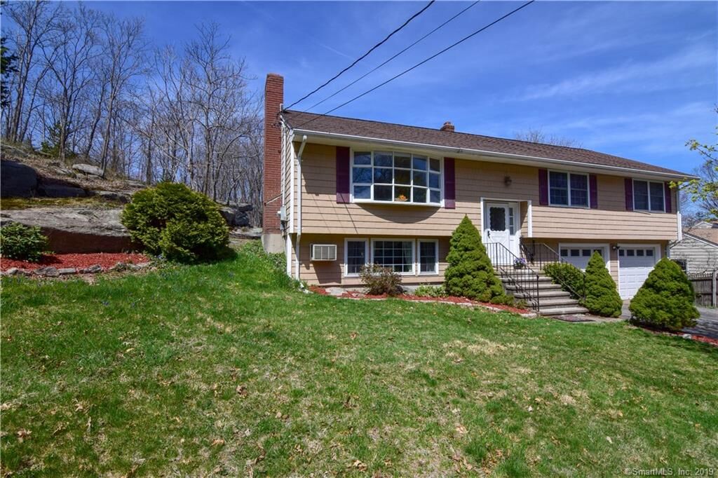 Property Photo:  60 Parkland Drive  CT 06614 