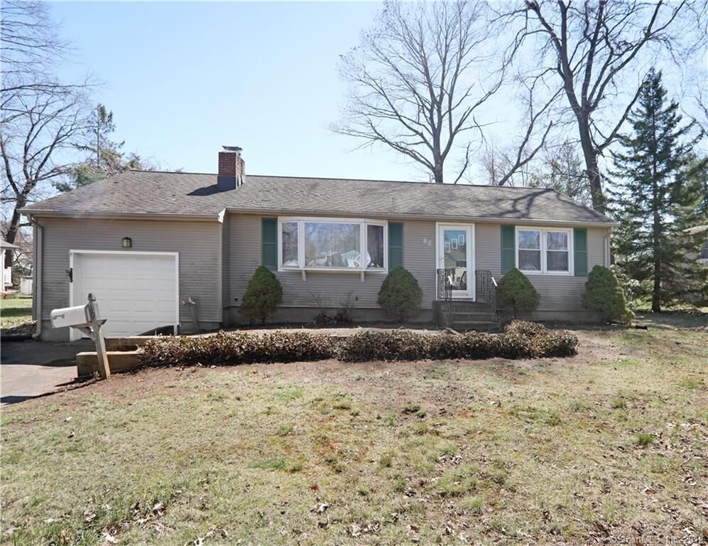 Property Photo:  19 Liandina Road  CT 06492 