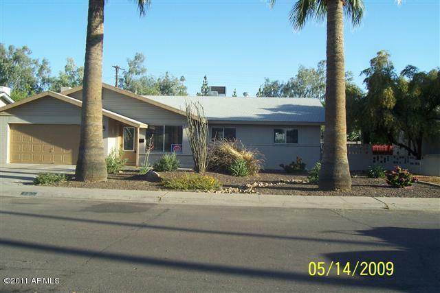 Property Photo:  233 E Huntington Drive  AZ 85282 