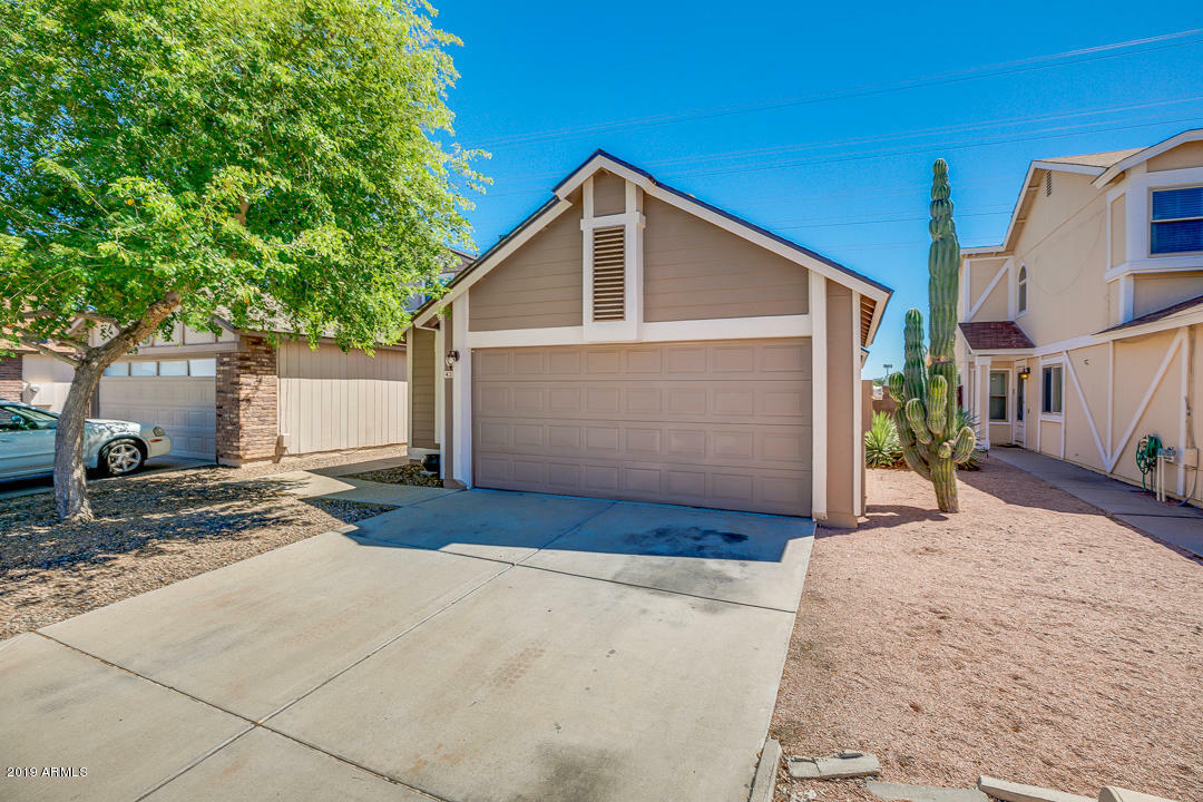 Property Photo:  1915 S 39th Street 42  AZ 85206 