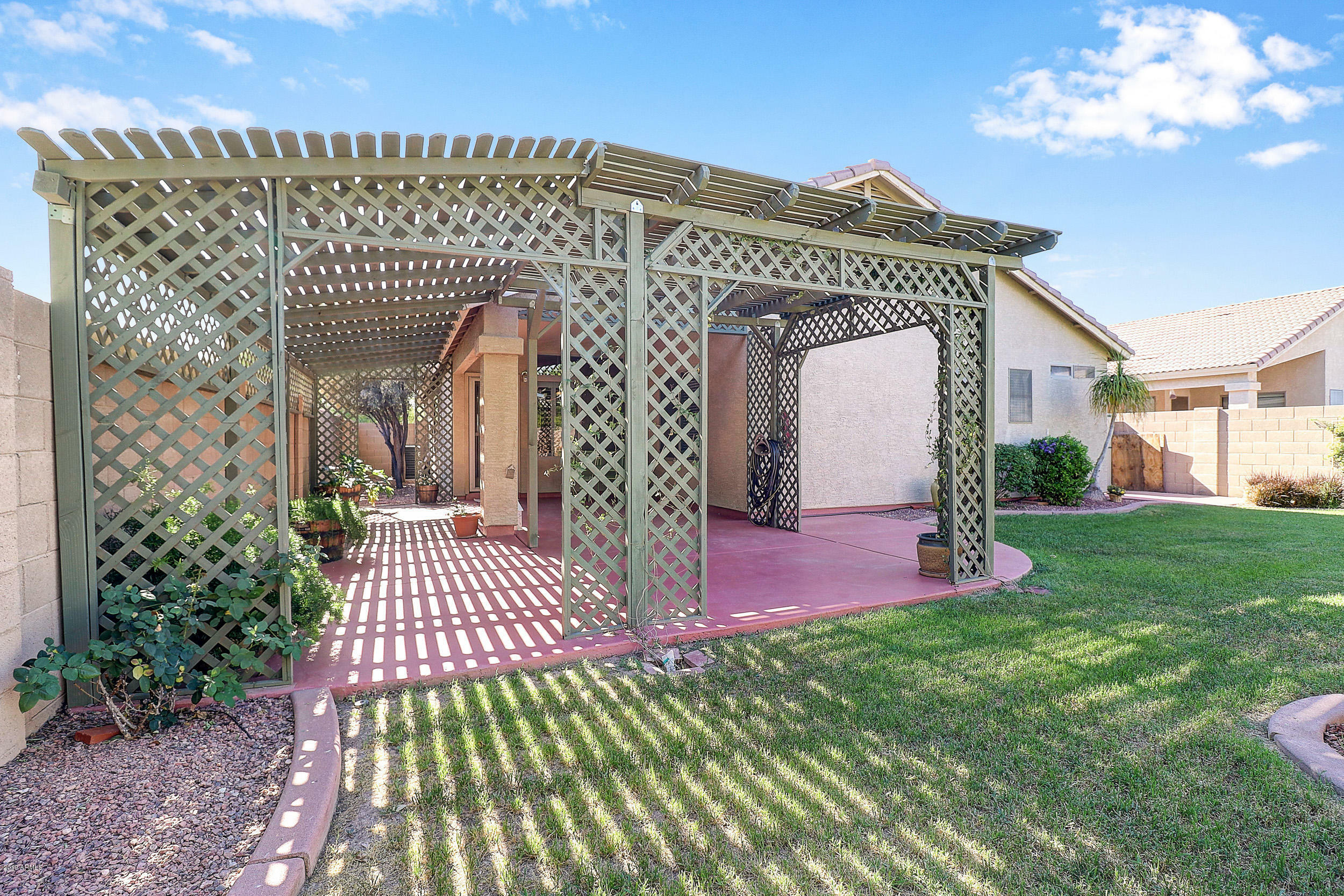 Property Photo: 13949 N 133rd Drive AZ 85379