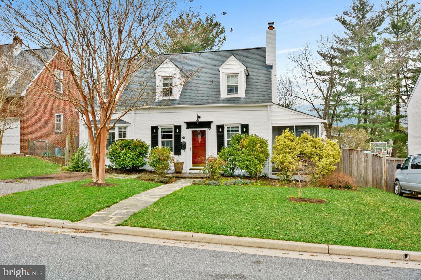 Property Photo:  107 Birchwood Road  MD 21228 