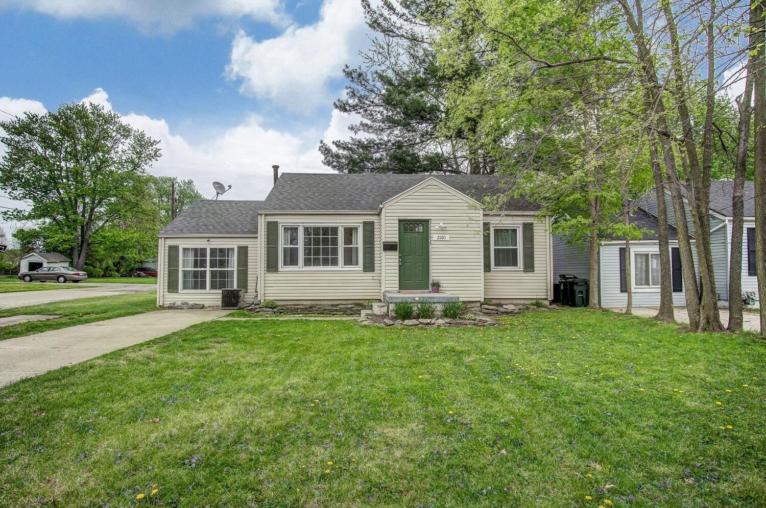 Property Photo:  2101 Lamberton Street  OH 45044 
