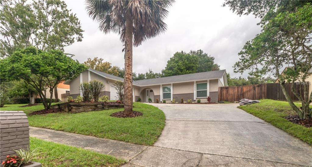 Property Photo: 3227 Hunter Place FL 32703
