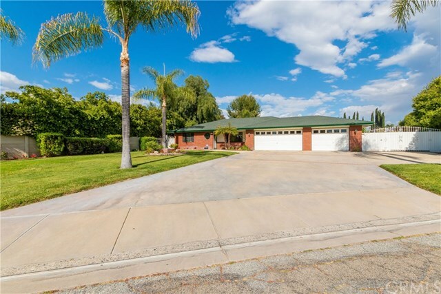 Property Photo:  26568 Lore Heights Court  CA 92544 