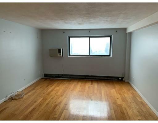 Property Photo:  18 Glencoe St 11  MA 02135 