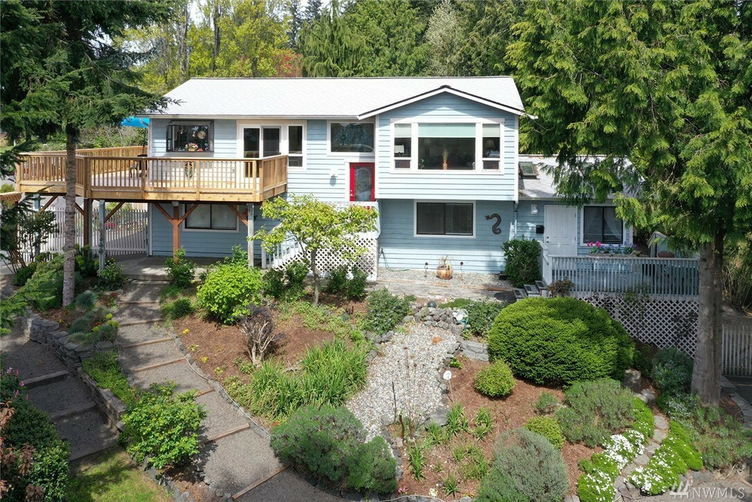 26414 Kingsview Lp NE  Kingston WA 98346 photo