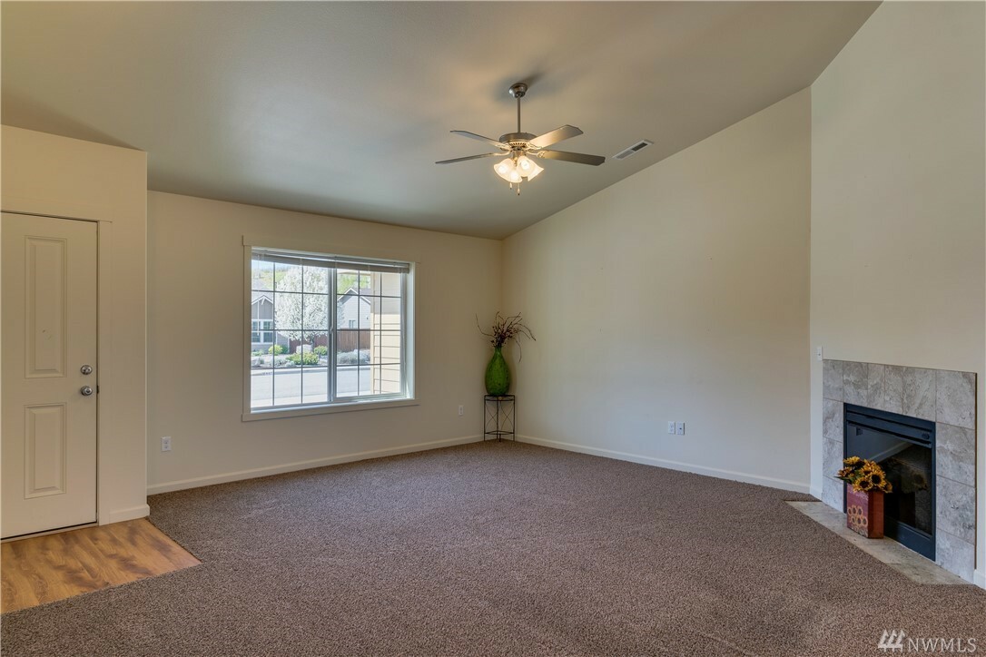Property Photo: 434 N Wilson St WA 98816