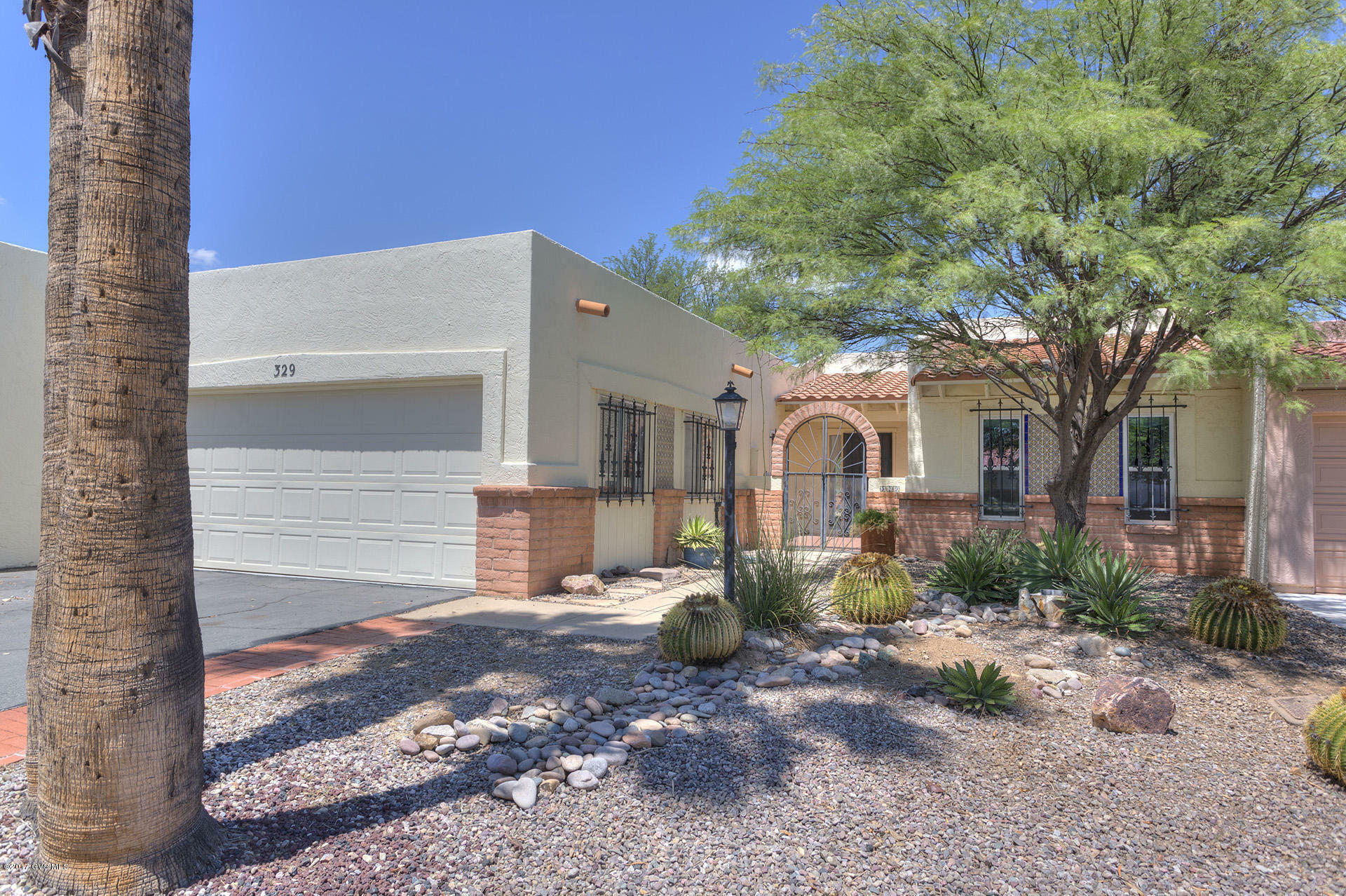 Property Photo:  329 E Paseo Verde  AZ 85614 