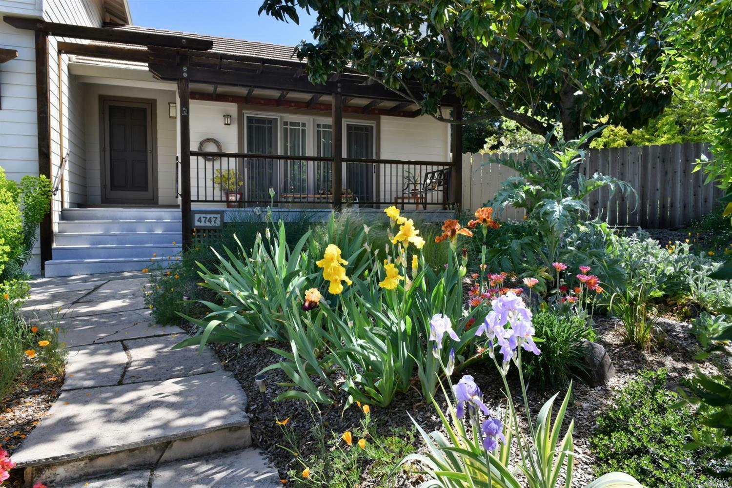 Property Photo:  4747 Trafalgar Place  CA 95405 